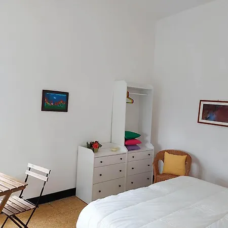Joivy Perfectly Located Apt Next To Beach, In Monterosso Appartamento *
