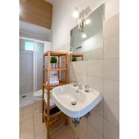 Joivy Perfectly Located Apt Next To Beach, In Monterosso Appartamento *