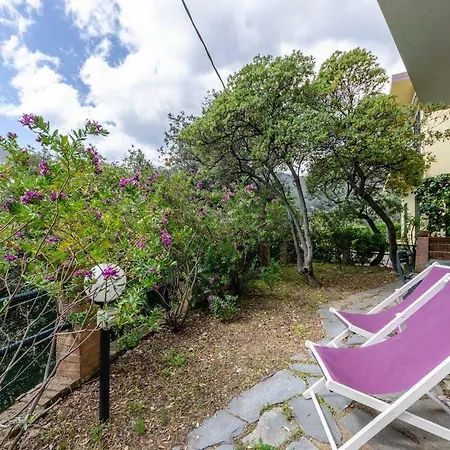 Joivy Perfectly Located Apt Next To Beach, In Monterosso