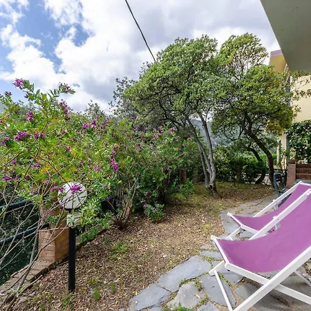 Joivy Perfectly Located Apt Next To Beach, In Monterosso